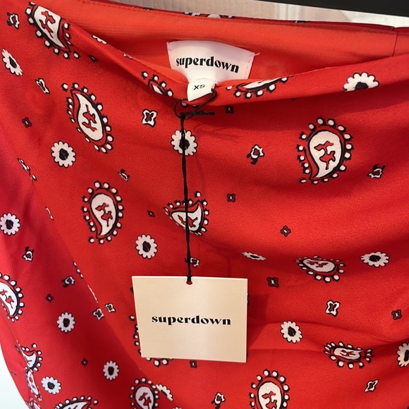 NWT Superdown Red Bandana Skirt Size XS - Picture 9 of 9